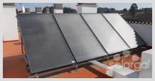 Instalación solar térmica en edificio de viviendas (Galicia - A Coruña - Teixeiro)
